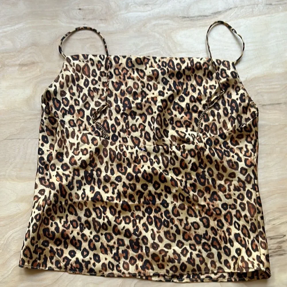 Zara tank length